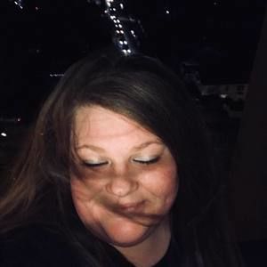 Meet your Posher, Holly